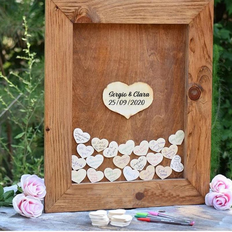 Libro de invitados. Cuadro Boda para firmar.45 x 55 cm Hucha de corazones. Con soporte. Personalizable. Rústico.